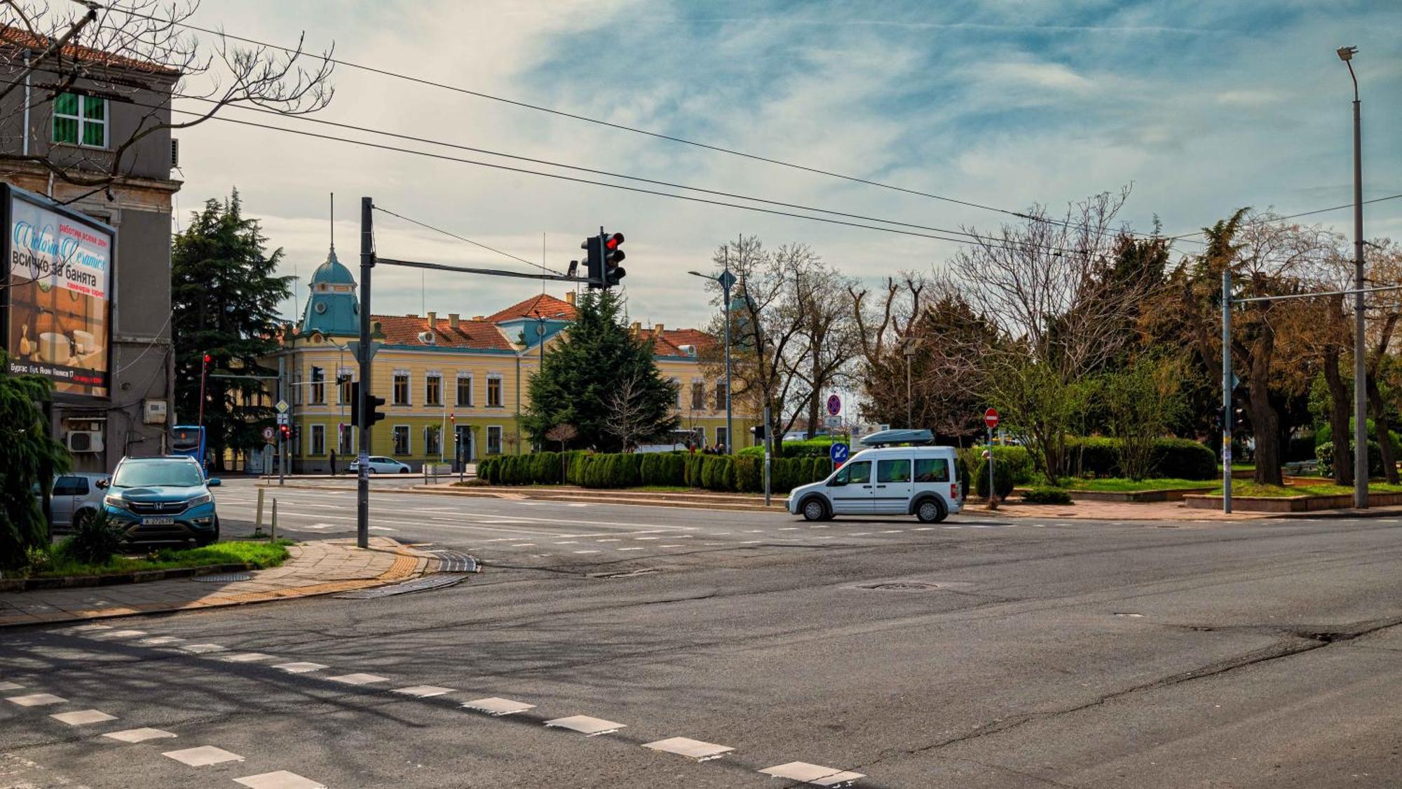 Студио Булаир 1 Burgas Bagian luar foto